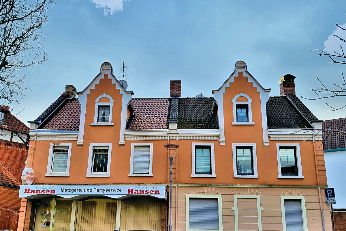 Wohn- und Geschäftshaus – vermittelt durch DOMB Immobilien